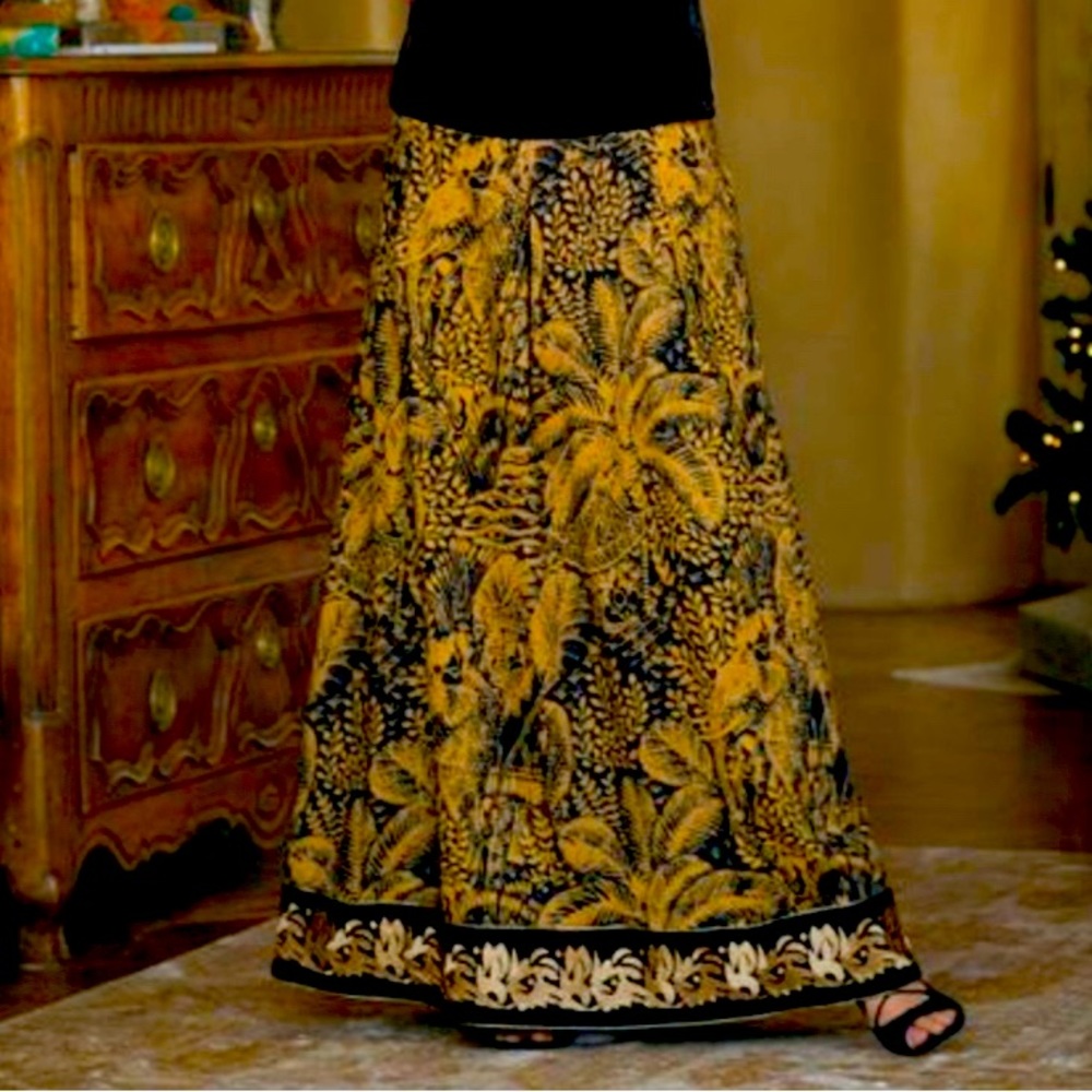 ❤️‍🔥Gorgeous❤️‍🔥 Soft Surroundings Maxi Skirt Size L
